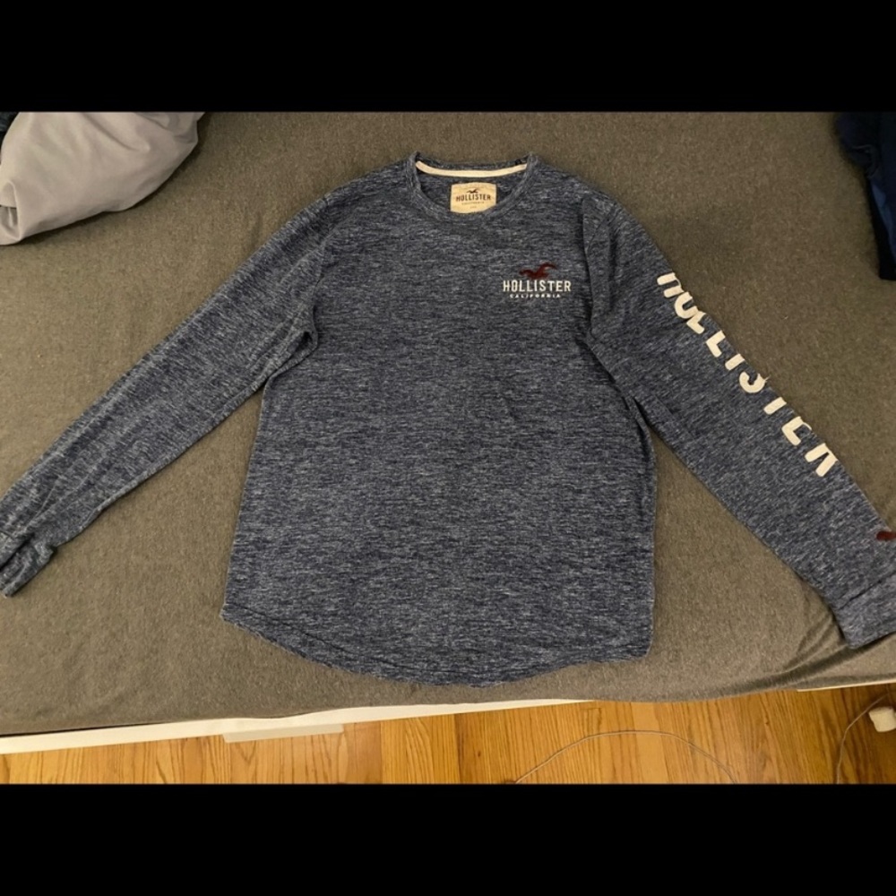 Bundle of 3 Hollister shirts